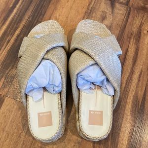 Dolce Vita Blume Sandal